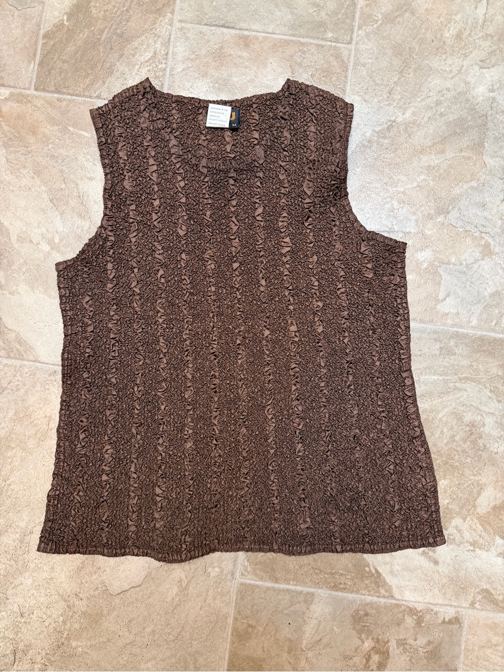 Women’s Sleeveless Textured Knit Top — Brown